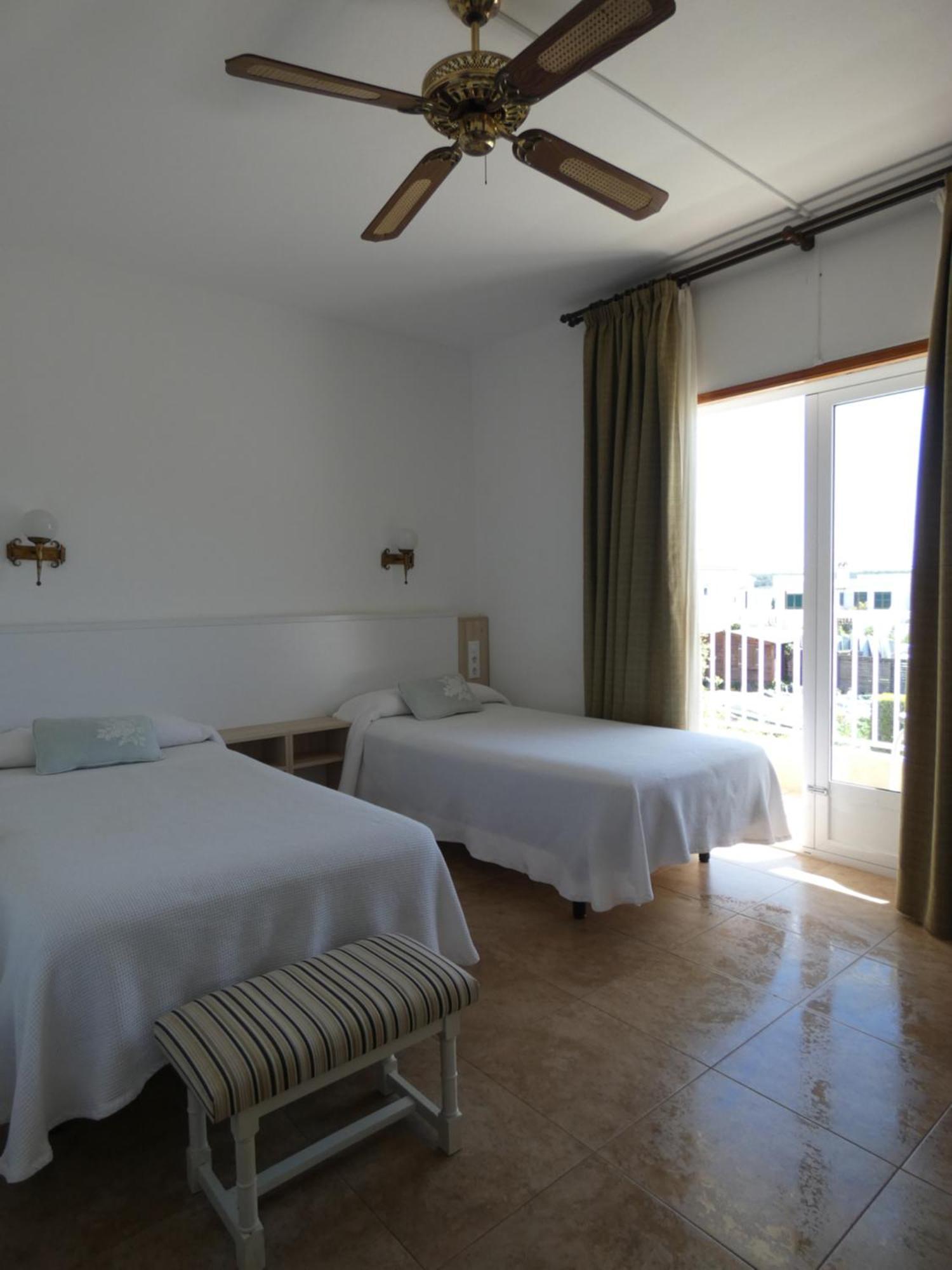 Hostal Port Fornells (Adults Only) Extérieur photo